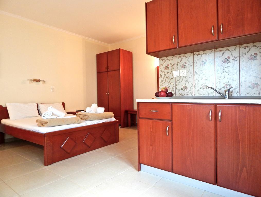 Panorama Apartments And Studios خْريسيا أموذيا المظهر الخارجي الصورة